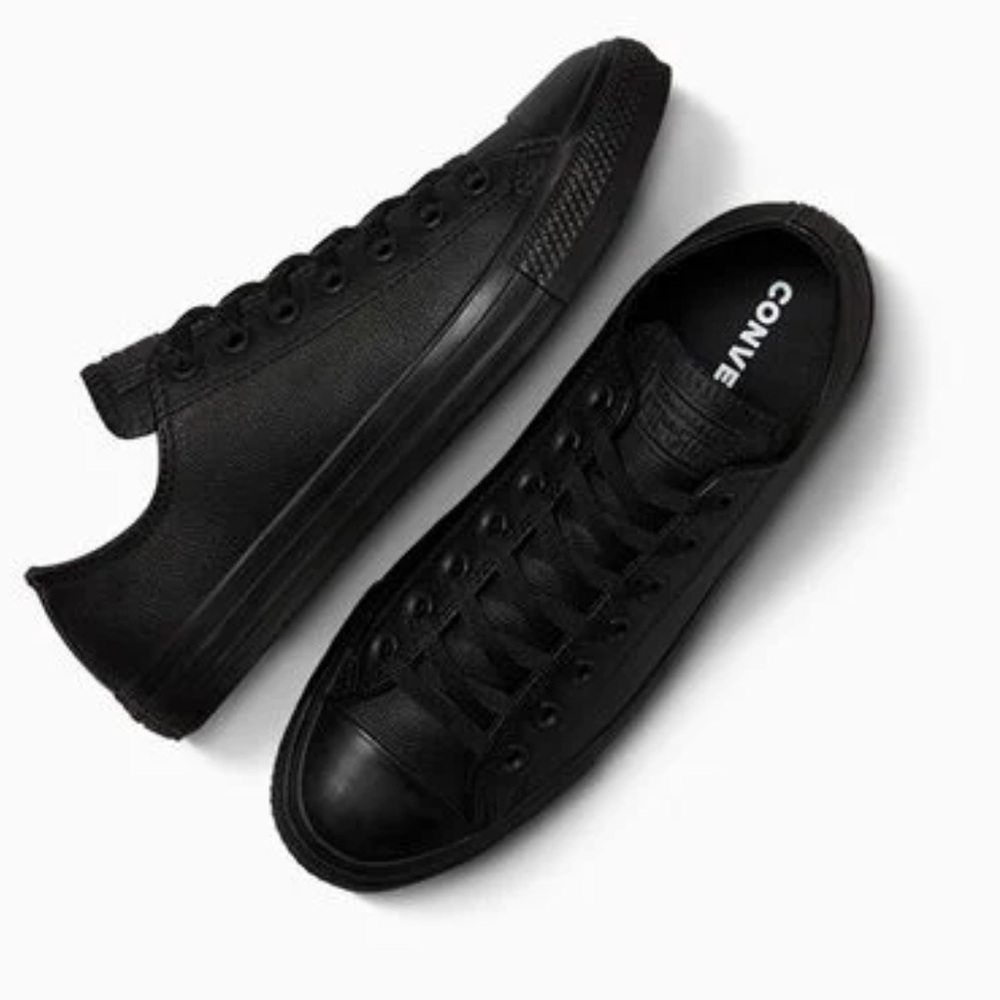 Chuck Taylor All Star Leather Unisex Low Top Sneakers size 9.5 - Picture 7 of 7